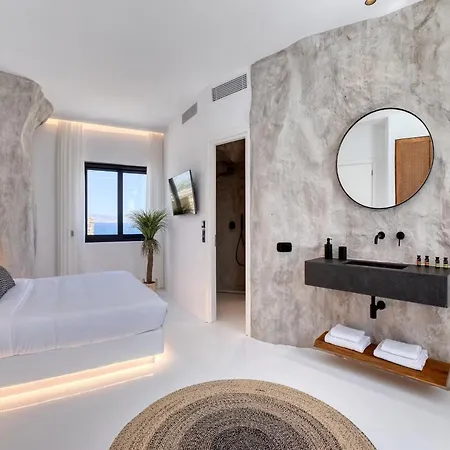 Soothing With Outdoor Hot Tub Vila