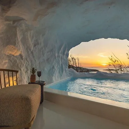 Vila Soothing With Outdoor Hot Tub