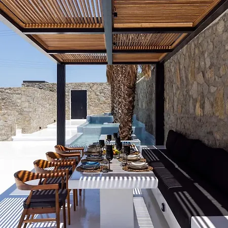 Soothing With Outdoor Hot Tub Vila *